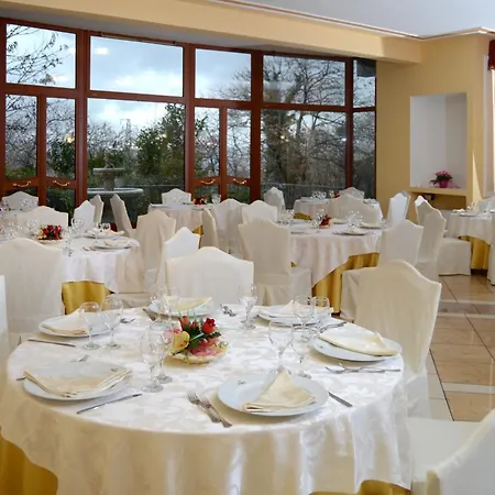 Hotel Royal Montevergine Ospedaletto dʼAlpinolo