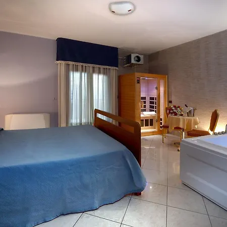 Royal Montevergine 3* Ospedaletto dʼAlpinolo