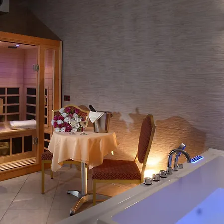 Royal Montevergine Hotel 3*